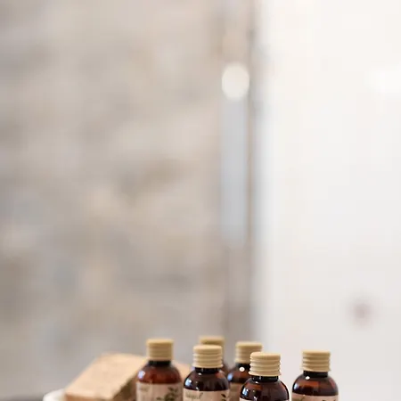 Cascina Bella Relais * Момбаруццо