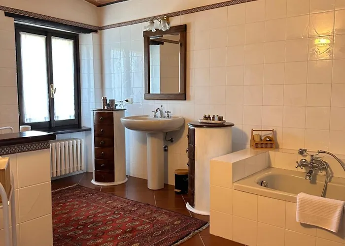 Cascina Bella Relais Villa *